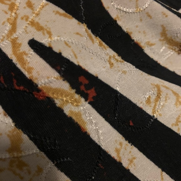 Lavish Plus Ladies Soft and Silky Tunic Top Sz 1 Sun - Picture 3 of 4